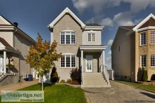 Magnifique maison familiale Duvernay Laval