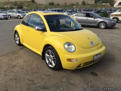 2002 Volkswagen New Beetle GLS 2dr Hatchback