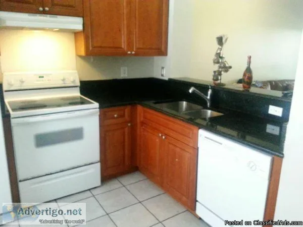 2b 2.5bath townhouse. 1500.00. Great location. Don t miss out