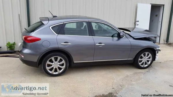2011 Infinity EX35  29798 miles