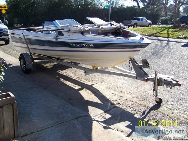 19 ft Fishing Boat 2500.00