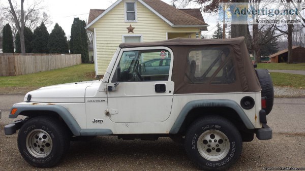 FOR SALE JEEP WRANGLER