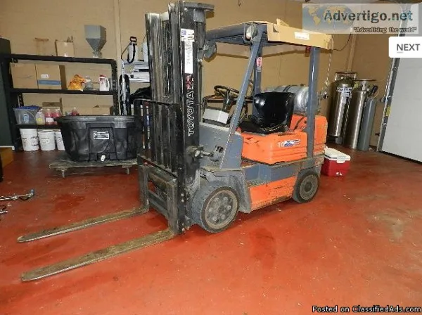 Toyota propane lift truck
