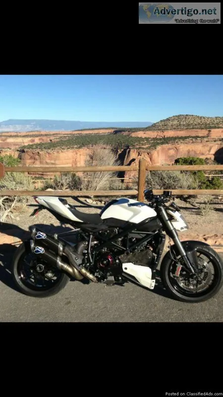 2010 Ducati Superbike