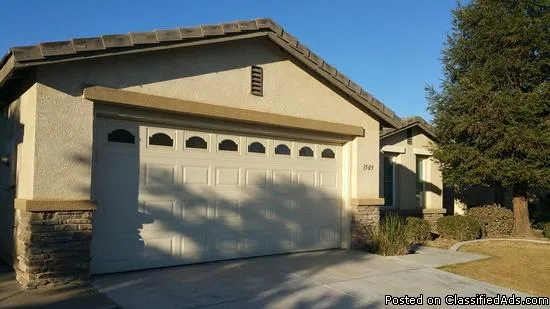 3 beds 2 baths 1683 sqft This 1683 square foot single family hom