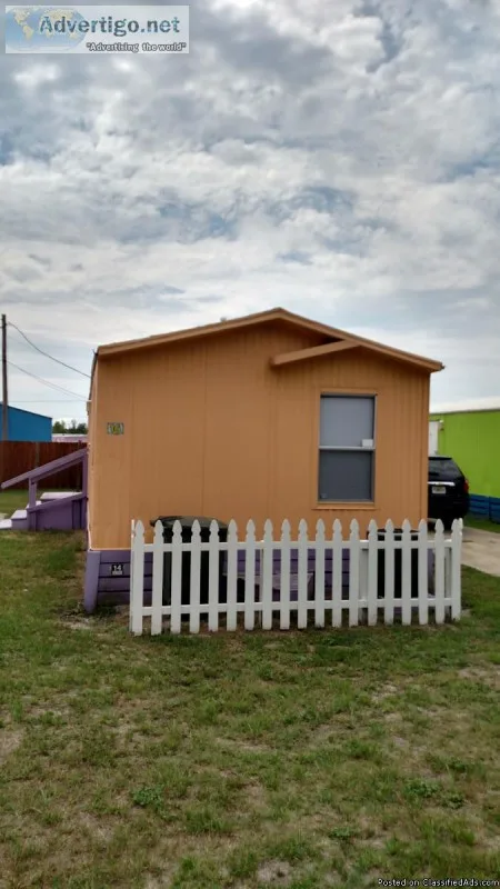 32 Mobile Home in great shape
