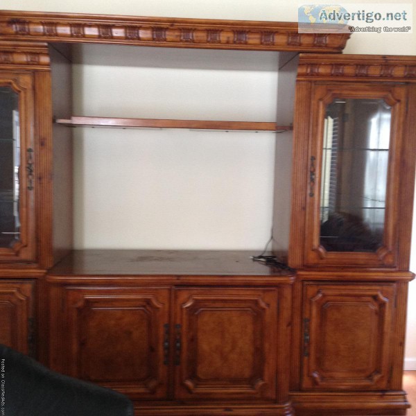 BEAUTIFUL ENTERTAINMENT CENTERWALL UNIT