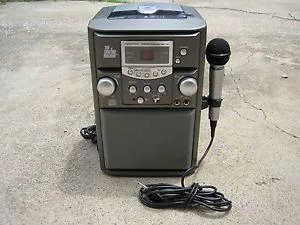 The Singing Machine SMG-138 - karaoke system Portable Used