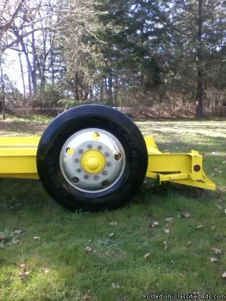 Custom-built trailer for heavy equipment