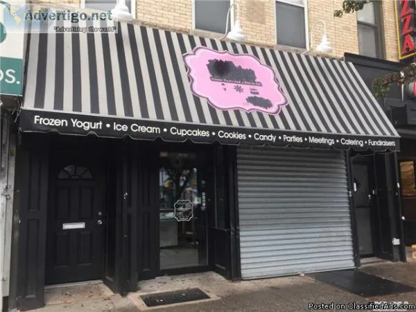 ID 1239800 Busy 1800 Sq Foot Store Front For Rent