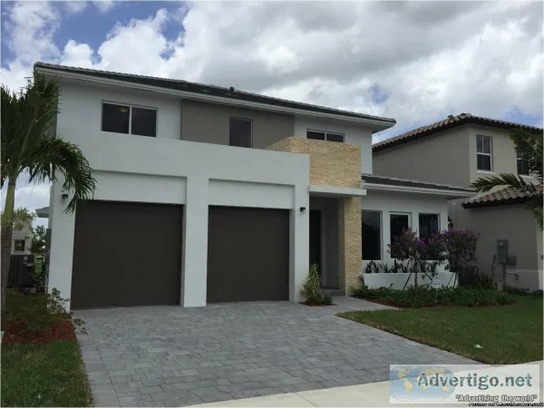 Casa en Miami Estilo Mediterraneo 4 Dormitorios