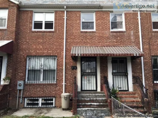 ID 1240186 Lovely Single Family House For Rent Features Living R