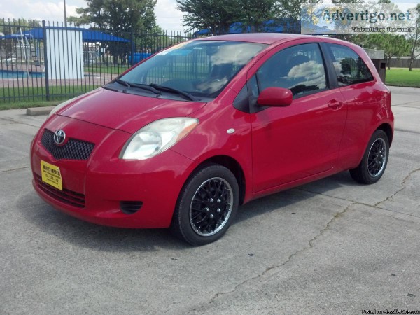 2007 Toyota Yaris 5 Speed 2dr Hatchback in Red  1 Owner  Warrant