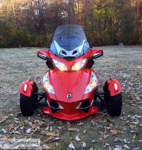 2013 Can-Am Spyder RT-S