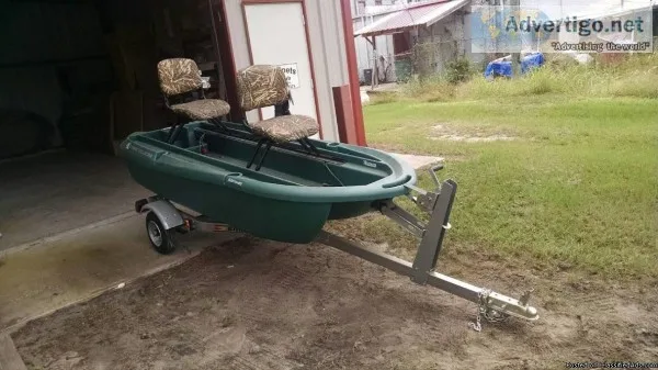 Twin Troller x10 with trailer