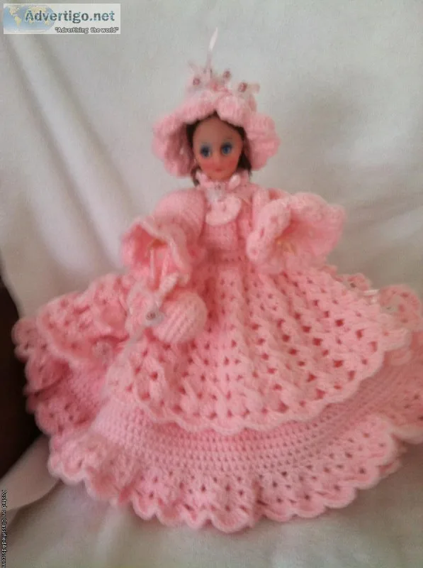 crocheted bed dolls