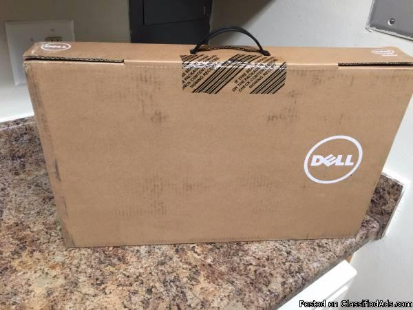 Brand New Dell Inspiron 17 5000 Serie (i3 4th Gen 1.7 GHz 4 GB)