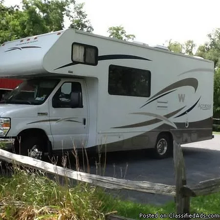 2009 Winnebago Access