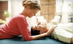 COUPLES MASSAGE CLASS