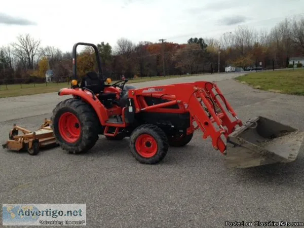 2012 Kioti DK40SE compact tractor