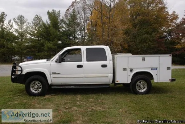 2007 Chevrolet 2500 HD Crew Cab Diesel Utility Truck