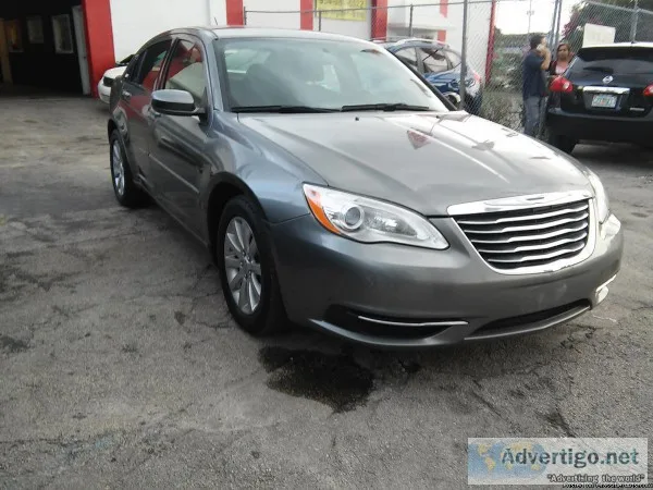 Chrysler 200