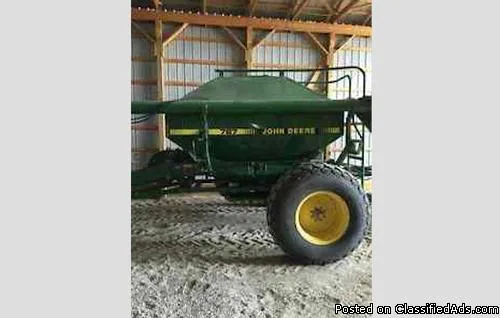 1995 John Deere 787 Air Seeder