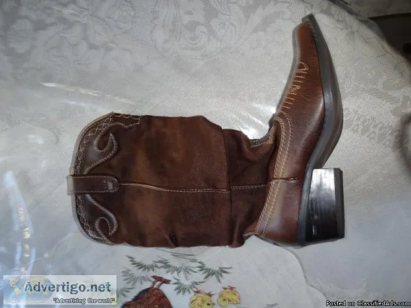 Cowboy Brown leathersuede boots. Never been worn.