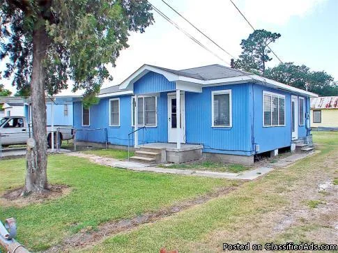 3 SINGLE FAMILY HOUSES 2 TENANT OCCUPIED AND 1 USED FOR STORAGE 