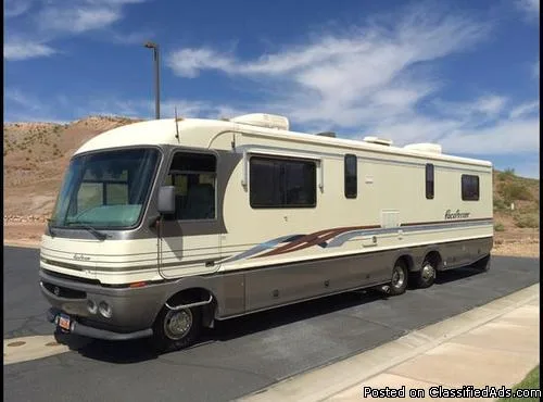 1995 Pace Arrow by Fleetwood