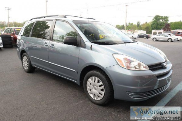 2004 Toyota Sienna LE 7 Passenger 54K MILES