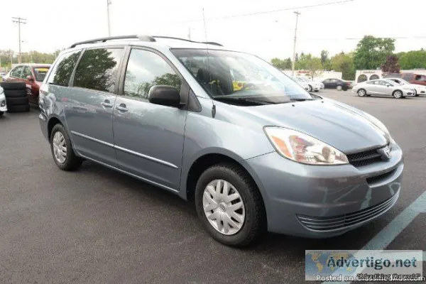 2004 Toyota Sienna LE 7 Passenger 54K MILES