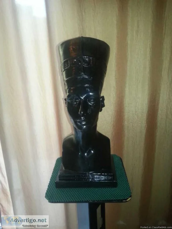Nefertiti (Egyptian Queen) Bust