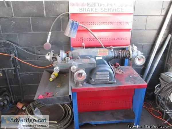 AMMCO 4000 Brake Lathe W Extras - RTR 5124033-01