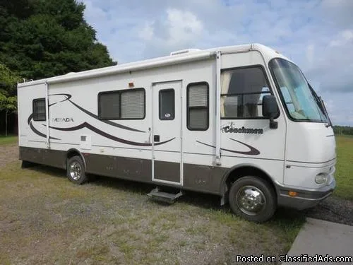 2002 Coachmen Mirada 300QB wTow Car