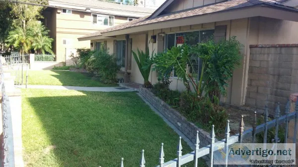 Spacious 3Bedroom 2Bath Home in 4plex  Garage