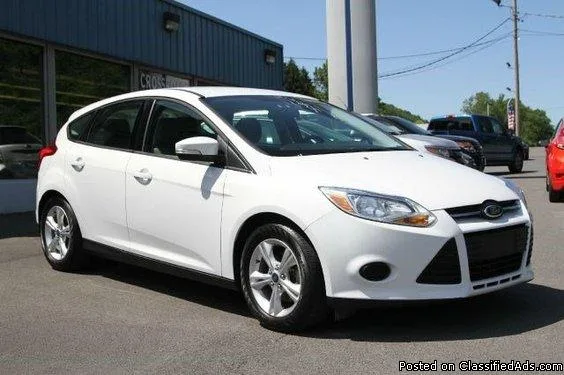2013 Ford Focus SE FWD CERTIFIED U8534C