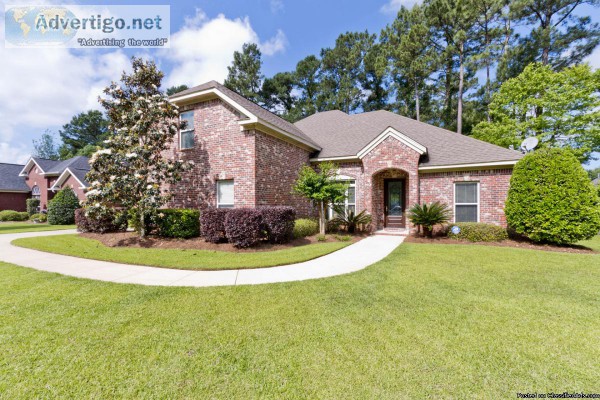 Ewing Real Estate Group Presents  27563 Cahaba Dr. Daphne AL 365