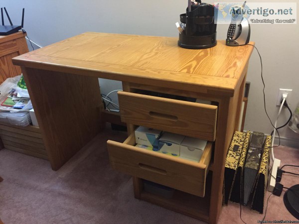 SOLID WOOD DESK