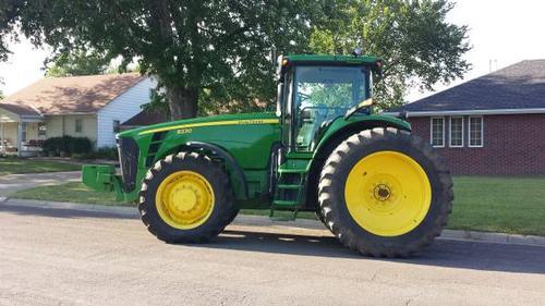 John Deere 8230 Tractor