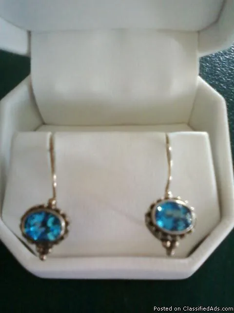 SAPPHIRE EARRINGS