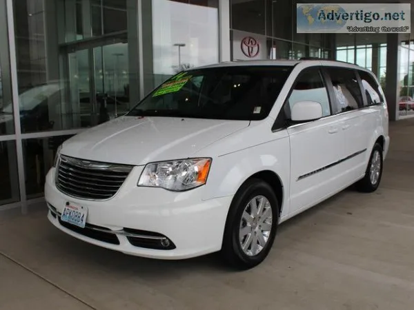 2014 Chrysler Town and Country Touring