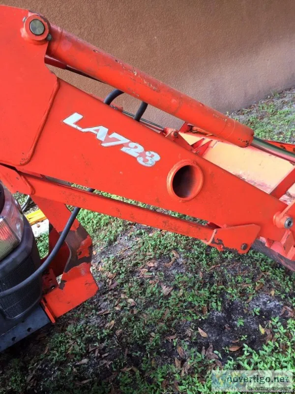 2004 Kabota Tractor With Front Loader And 3 Attachments