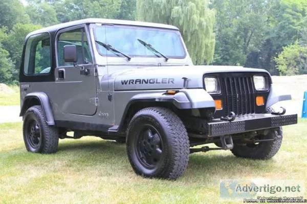 1994 Jeep Wrangler SE 2dr 4WD SUV (0977)