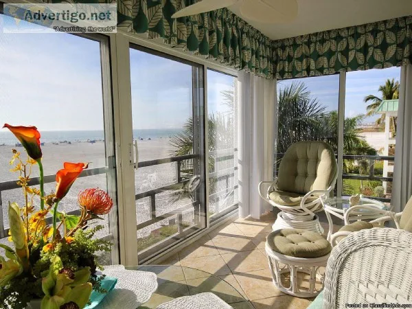 Best Sunsets  Beach Front Condo -Great Fall Rates
