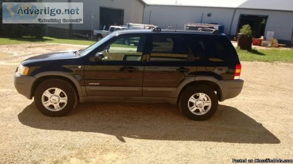 2002 Ford Escape 4x4 with good tires good miles and a good histo