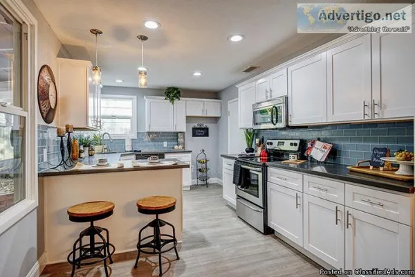 Del Paso Manor Beautifully Remodeled Home w 2 yr Home Warranty