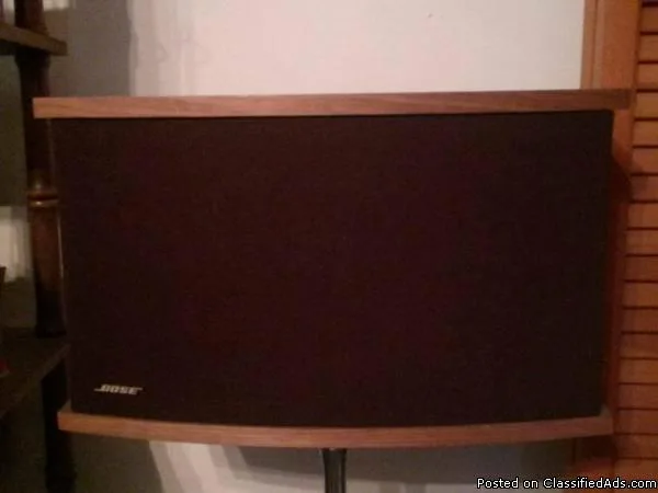 Bose 901 with stand and equalizer