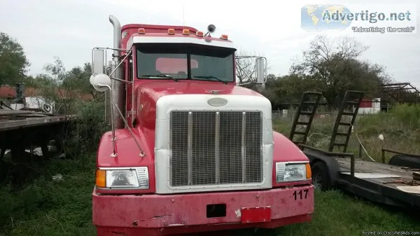 1999 peterbilt 214n Tractor