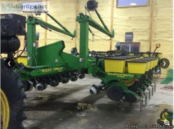 1998 John Deere 1770 for sale in Walnut IL